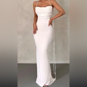 *Brand New* Jaus Jiani Gown size small in white